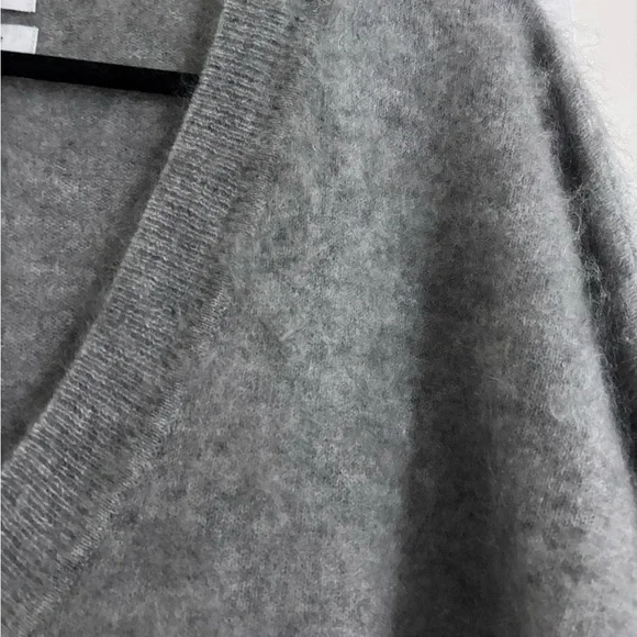 Jason Wu Soft Gray V-Neck Sweater - Picture 2 of 9